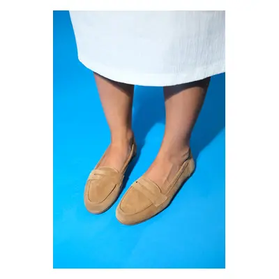 LuviShoes F02 Women's Earthen Suede Flats