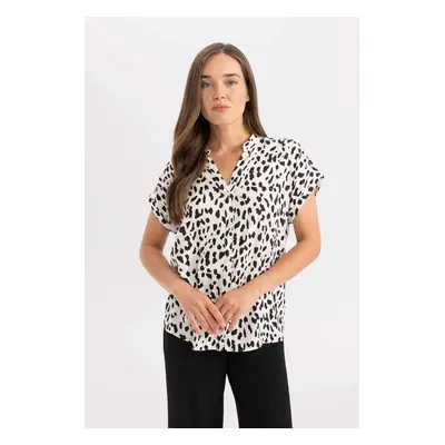 DEFACTO Regular Fit Crew Neck Patterned Short Sleeve Shirt