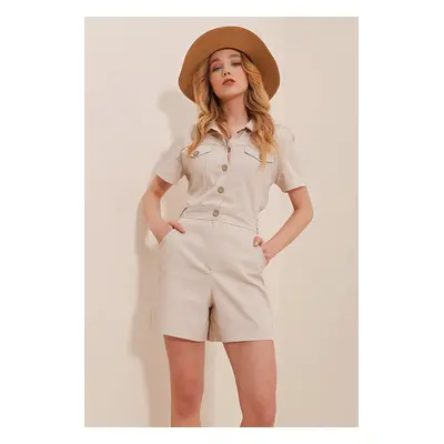 Trend Alaçatı Stili Women's Safari Gabardine Shorts Rompers with Stone Pockets and Button Detail