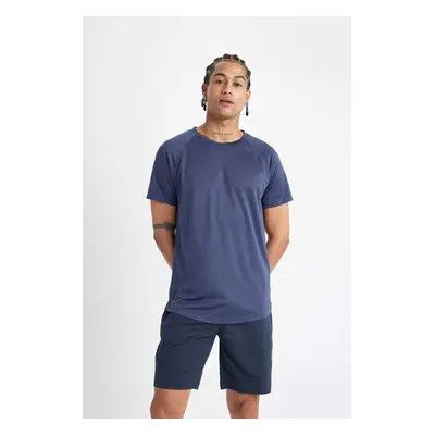 DEFACTO Fit Slim Fit Slim Cut Crew Neck Printed Sports Short Sleeve T-Shirt V2887az23au