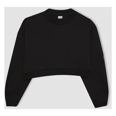 DEFACTO Fit Crop Crew Neck Thick Basic Sweatshirt