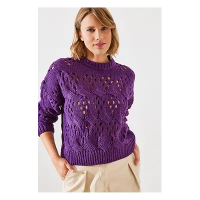 Bianco Lucci Women's Openwork Sweater