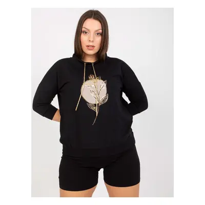 Černá halenka plus size velikosti pro každodenní nošení s potiskem