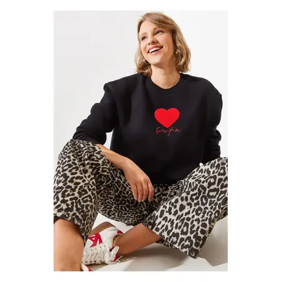 Bianco Lucci Women's Triple Thread Raised In Love Sweatshirt MBHS008