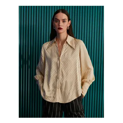 Koton Melis Ağazat X - Pointed Collar Satin Shirt