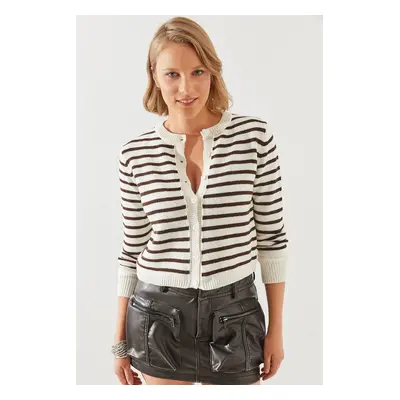 Bianco Lucci Striped Sweater