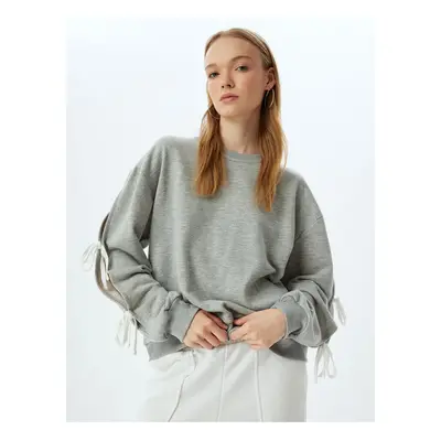 Koton Oversize Sweatshirt Bow Detailed Crew Neck Long Sleeve