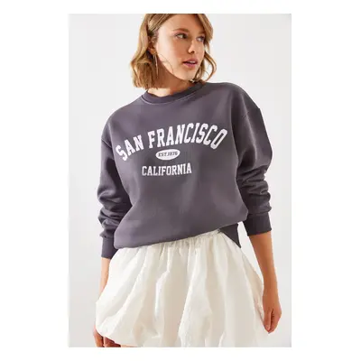 Bianco Lucci Women's Triple Thread Raised San Francisco Printed Sweatshirt MBHS006