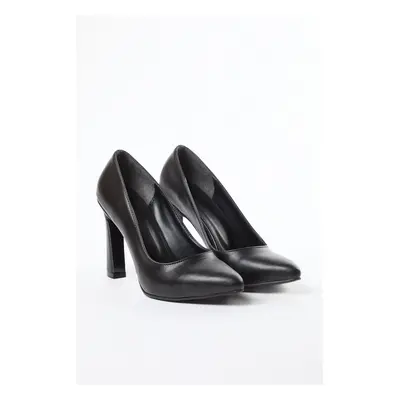 Trendyol Black Thick Heel Women's Classic Heeled Shoes