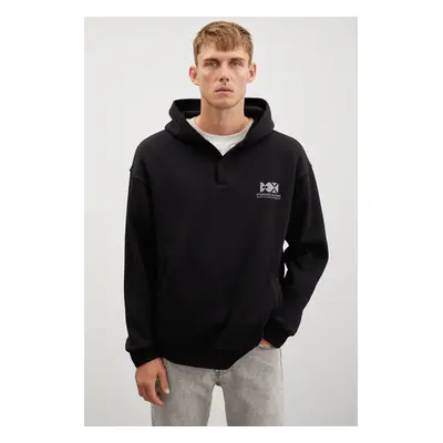 GRIMELANGE Hannes Men's Hooded Snap Closure Printed Black Sweatshir