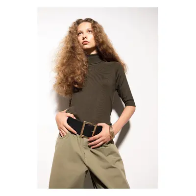 DEFACTO Regular Fit Turtleneck Half Sleeve Basic Plain Knitwear Sweater