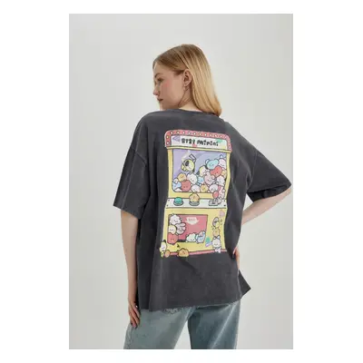 DEFACTO Coool BT21 Oversize Fit Crew Neck Printed Short Sleeve T-Shirt