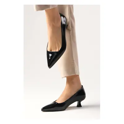 Mio Gusto Carmen Black Color Patent Leather Short Heel Shoes