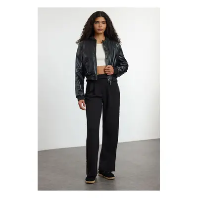 Trendyol Black Velcro Side Stripe Detail High Waist Pleated Wide Leg Knitted Trousers