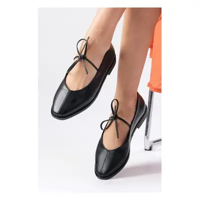 Mio Gusto Elaine Black Color Lace-Up Women's Ballerina Shoes