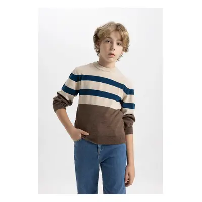 DEFACTO Boy's Crew Neck Striped Knitwear Sweater