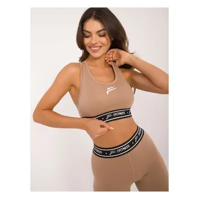 Tmavě béžový sportovní crop top potiskem FOR FITNESS