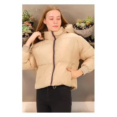 Z6650 DEWBERRY WOMEN'S BOTTLE COAT-PLAIN BEIGE