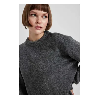 DEFACTO Regular Fit V Neck Premium Soft Wool Textured Sweater