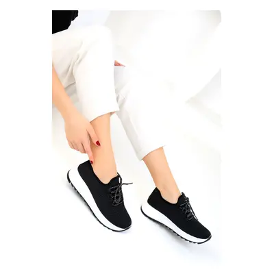 Soho Women's Black Sneakers