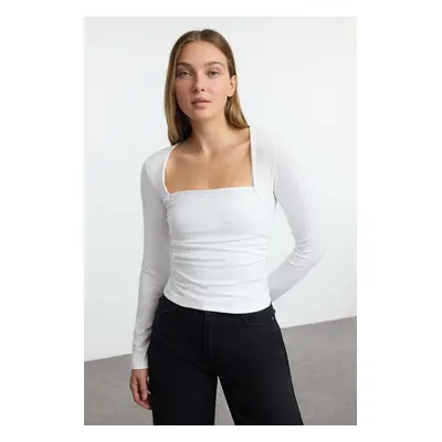 Trendyol Ecru Square Neck Gathering/Drape Detailed Slim/Fitting Knitted Blouse