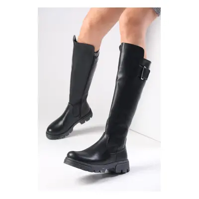 Mio Gusto Black Color Side Zippered Women's Thick Soled Boots