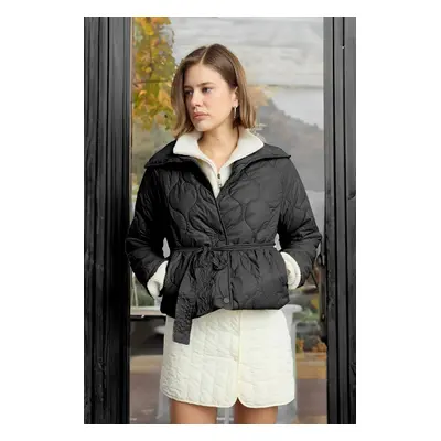 Trendyol Black Regular Belted Water Repellent Quilted Puffer Jacket