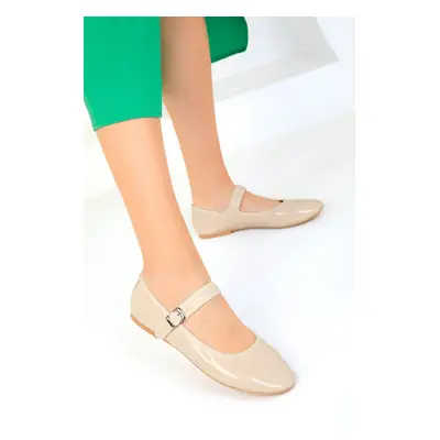 Soho Beige Patent Leather Women&#39;s Ballerinas