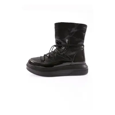 DGN Women's Thick Sole Rubber Lace-Up Boots with Shearling Fur.