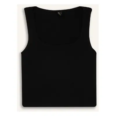 DEFACTO Slim Fit Slim Cut Square Neck Basic Plain Black Tank Top