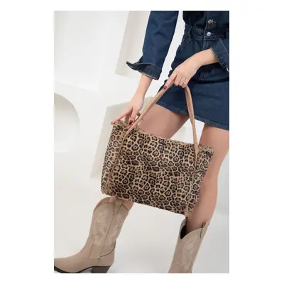 Soho Leopard Women's Shoulder Bag