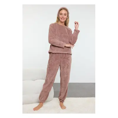 Trendyol Wellsoft Winter Knitted Pajamas Set with Mink Hairband