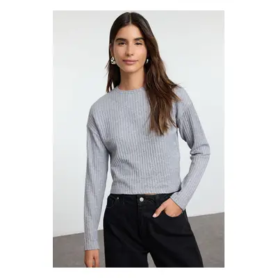 Trendyol Gray Knitwear Look Crew Neck Relaxed Crop Knitted Blouse