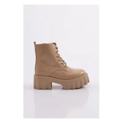 DGN Es801 Women's Thick Sole Lace-Up Boots.