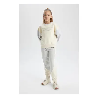 DEFACTO Girls Color Block Elastic Waist and Leg Pocket Jogger Sweatpants