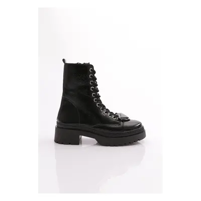 DGN K9088 Women's Boots with Geometric Accessories