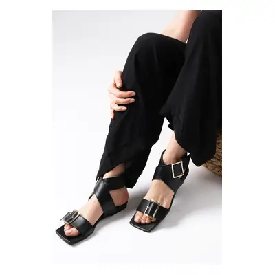 Mio Gusto Simone Women's Black Cross-Band Flat Heel Flat Sandals