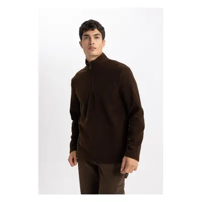 DEFACTO Regular Fit Stand-up Collar Fleece Sweatshirt