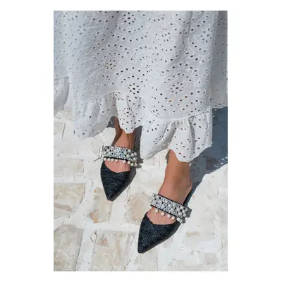 NİŞANTAŞI SHOES Fomax Black Straw Pearl Detail Women's Heeled Slippers