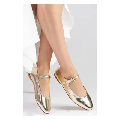 Mio Gusto Gillian Gold Color Flat Toe Women's Ballerina Shoes