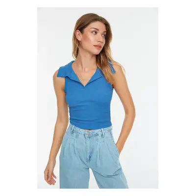 Trendyol Indigo přiléhavá crop polo krční halenka z krepu