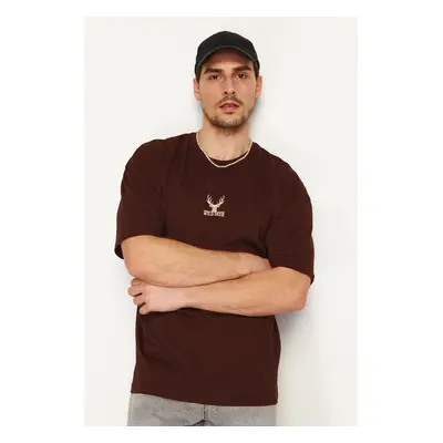 Trendyol Dark Brown Oversize Deer Embroidered 100% Cotton T-Shirt