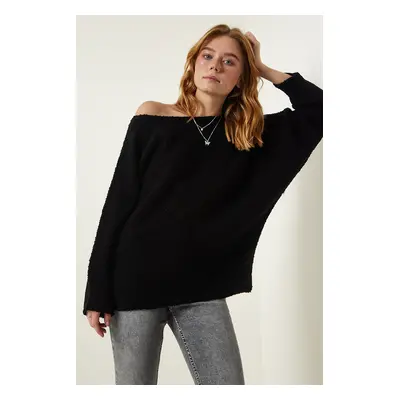 Happiness İstanbul Women's Black Boat Neck Seasonal Oversize Knitwear Sweater