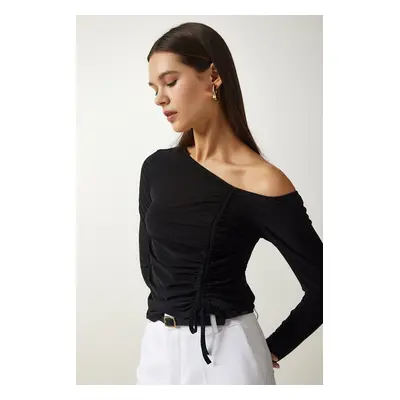 Happiness İstanbul Women's Black Gathered Detailed Knitted Blouse