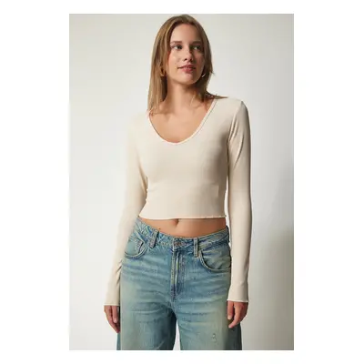 Happiness İstanbul Women's Cream V-Neck Crop Knitted Blouse