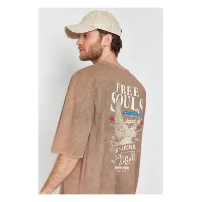 Trendyol Brown Oversize/Wide Cut Faded Effect Eagle Printed 100% Cotton T-Shirt