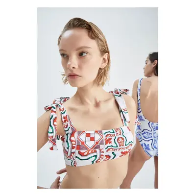 DEFACTO Nefes Istanbul X Regular Fit Printed Bikini Top