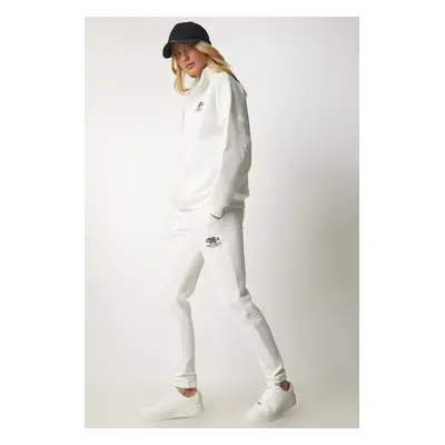 Happiness İstanbul Women's White Zippered Collar and Rack Knitted Knitted Tracksuit Set