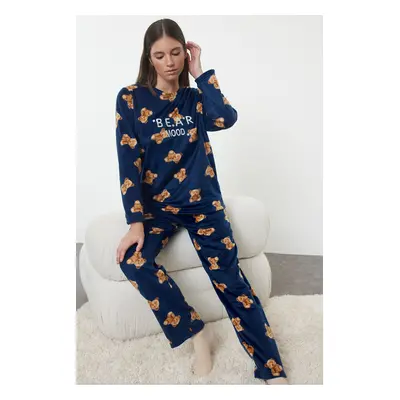 Trendyol Navy Blue Teddy Bear and Slogan Embroidered Fleece Winter Knitted Pajamas Set