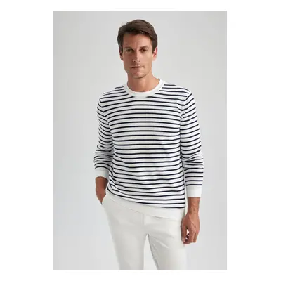 DEFACTO Standard Fit Regular Cut Striped Crew Neck Knitwear Sweater